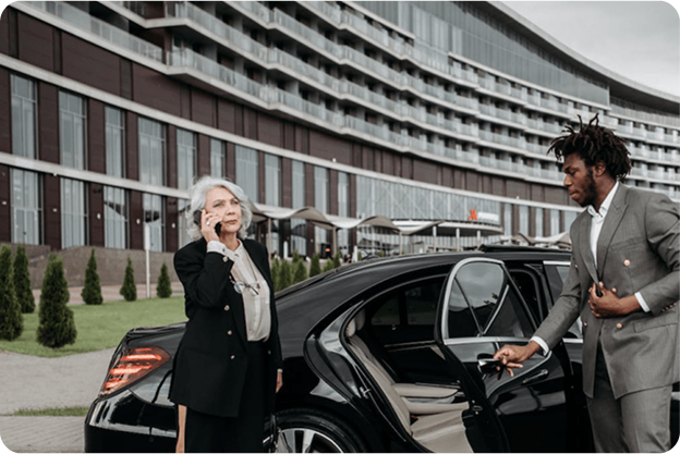 Lond Airport Taxi Service - Meet and Greet Image